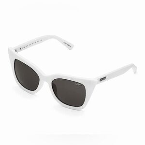 Like New Harper - Quay Sunglasses